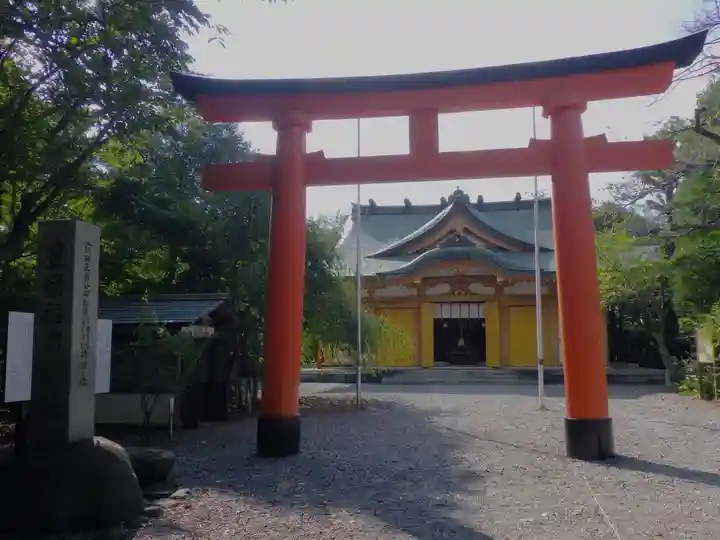 豊栄稲荷神社の鳥居