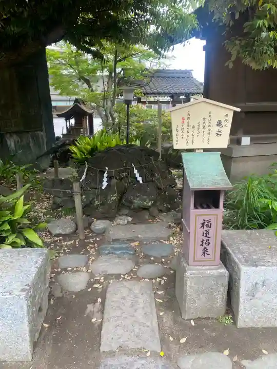 千葉神社の{uncategorized: "未分類", other: "その他", undefined: "問題あり", building: "その他建物", grave: "お墓", sacred_gate: "鳥居", guardian: "狛犬", statue: "像", buddha: "仏像", history: "歴史", nature: "自然", garden: "庭園", animal: "動物", pagoda: "塔", temizu: "手水舎", mountain_gate: "山門・神門", sanctuary: "本殿・本堂", subordinate: "末社・摂社", art: "芸術", scenery: "景色", jizo: "地蔵", ema: "絵馬", goshuin: "御朱印", omikuji: "おみくじ", items: "授与品その他", amulet: "お守り", goshuincho: "御朱印帳", eats: "食事", festival: "お祭り", votive_dance: "神楽", shichigosan: "七五三参", wedding: "結婚式", experience: "体験その他", initially: "初詣", around: "周辺", anti_infection: "感染症対策"}