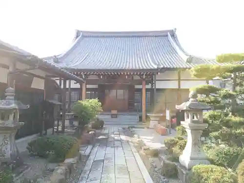 来迎寺の本殿・本堂