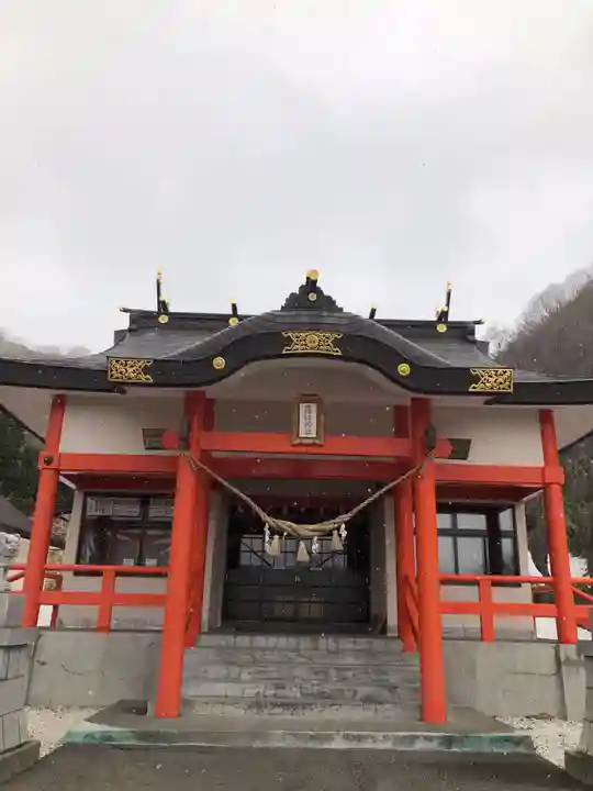 羅臼神社の本殿・本堂