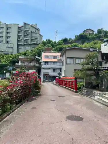 お湯かけ弁財天(静岡県)