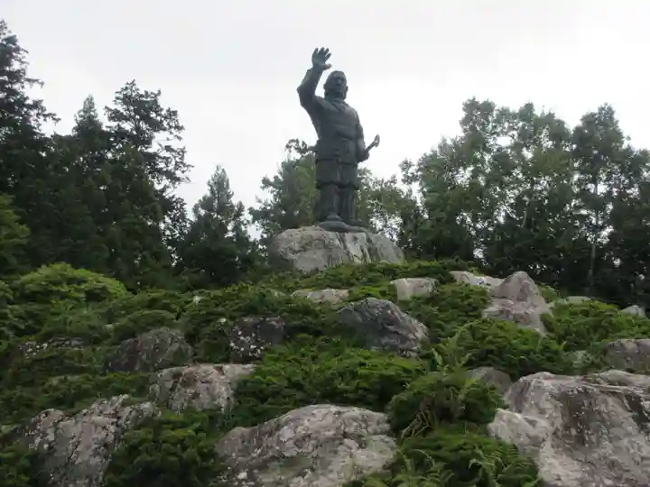 三峯神社(埼玉県)