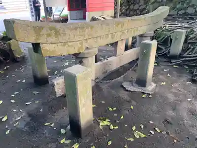 腹五社神社の鳥居