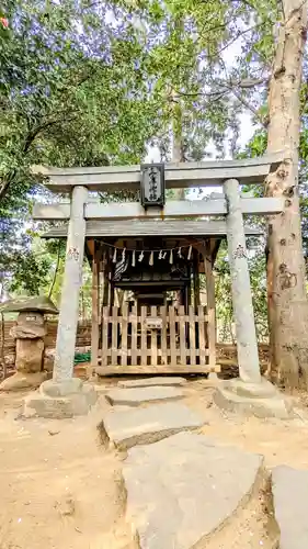 検見川神社の末社