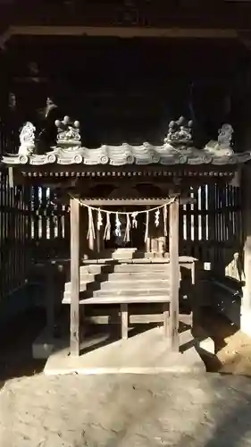 八幡神社の本殿・本堂