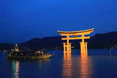 厳島神社(広島県)