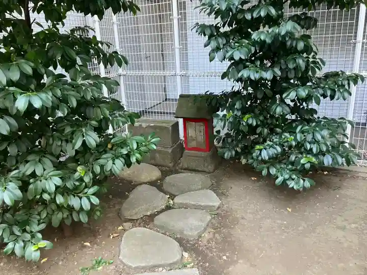 箒銀杏天満宮の{uncategorized: "未分類", other: "その他", undefined: "問題あり", building: "その他建物", grave: "お墓", sacred_gate: "鳥居", guardian: "狛犬", statue: "像", buddha: "仏像", history: "歴史", nature: "自然", garden: "庭園", animal: "動物", pagoda: "塔", temizu: "手水舎", mountain_gate: "山門・神門", sanctuary: "本殿・本堂", subordinate: "末社・摂社", art: "芸術", scenery: "景色", jizo: "地蔵", ema: "絵馬", goshuin: "御朱印", omikuji: "おみくじ", items: "授与品その他", amulet: "お守り", goshuincho: "御朱印帳", eats: "食事", festival: "お祭り", votive_dance: "神楽", shichigosan: "七五三参", wedding: "結婚式", experience: "体験その他", initially: "初詣", around: "周辺", anti_infection: "感染症対策"}