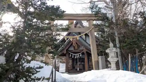 平岸天満宮・太平山三吉神社の鳥居