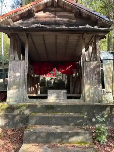 岩巣山薬師堂(愛知県)