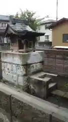 静神社の本殿