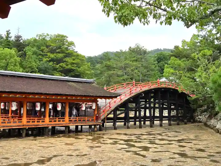 厳島神社(広島県)