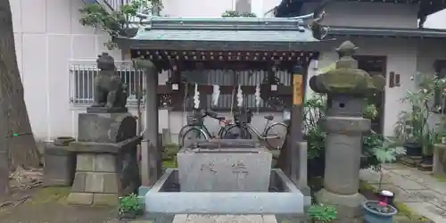 秋葉神社の手水舎