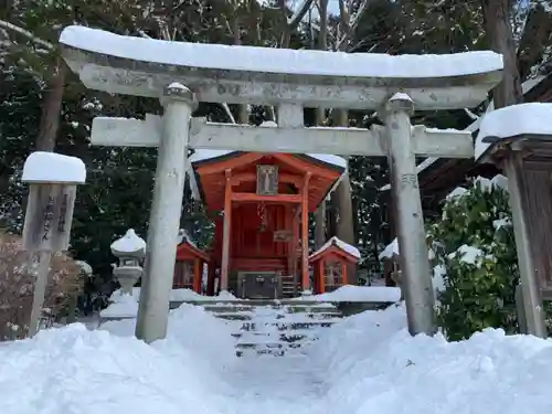 盛岡八幡宮の鳥居