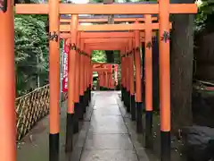 花園稲荷神社の鳥居