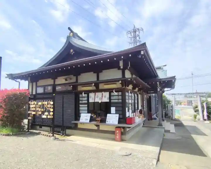 熊野神社の{uncategorized: "未分類", other: "その他", undefined: "問題あり", building: "その他建物", grave: "お墓", sacred_gate: "鳥居", guardian: "狛犬", statue: "像", buddha: "仏像", history: "歴史", nature: "自然", garden: "庭園", animal: "動物", pagoda: "塔", temizu: "手水舎", mountain_gate: "山門・神門", sanctuary: "本殿・本堂", subordinate: "末社・摂社", art: "芸術", scenery: "景色", jizo: "地蔵", ema: "絵馬", goshuin: "御朱印", omikuji: "おみくじ", items: "授与品その他", amulet: "お守り", goshuincho: "御朱印帳", eats: "食事", festival: "お祭り", votive_dance: "神楽", shichigosan: "七五三参", wedding: "結婚式", experience: "体験その他", initially: "初詣", around: "周辺", anti_infection: "感染症対策"}
