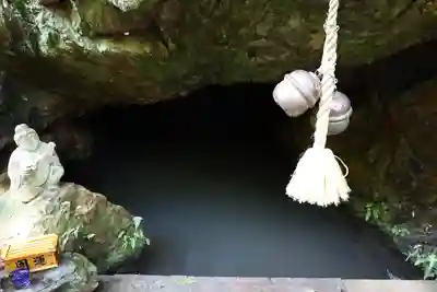窟神社(栃木県)