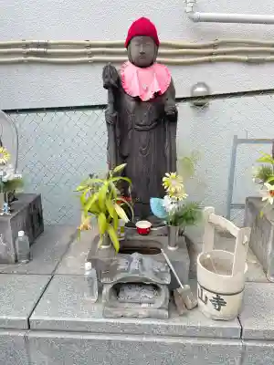 祥山寺の{uncategorized: "未分類", other: "その他", undefined: "問題あり", building: "その他建物", grave: "お墓", sacred_gate: "鳥居", guardian: "狛犬", statue: "像", buddha: "仏像", history: "歴史", nature: "自然", garden: "庭園", animal: "動物", pagoda: "塔", temizu: "手水舎", mountain_gate: "山門・神門", sanctuary: "本殿・本堂", subordinate: "末社・摂社", art: "芸術", scenery: "景色", jizo: "地蔵", ema: "絵馬", goshuin: "御朱印", omikuji: "おみくじ", items: "授与品その他", amulet: "お守り", goshuincho: "御朱印帳", eats: "食事", festival: "お祭り", votive_dance: "神楽", shichigosan: "七五三参", wedding: "結婚式", experience: "体験その他", initially: "初詣", around: "周辺", anti_infection: "感染症対策"}