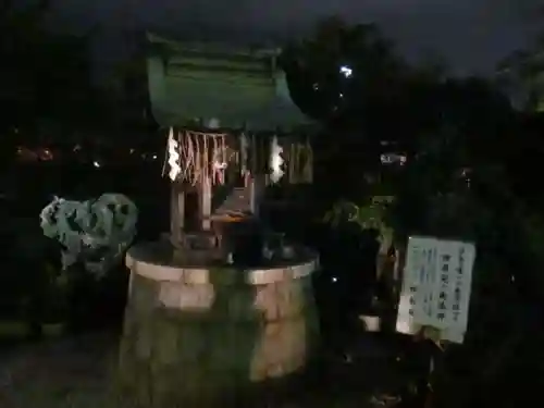 神泉苑の本殿・本堂