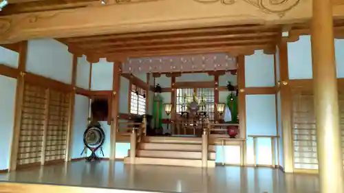 鶴崎神社の本殿・本堂