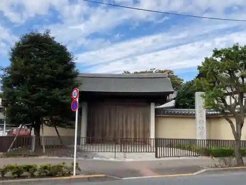 總持寺の山門