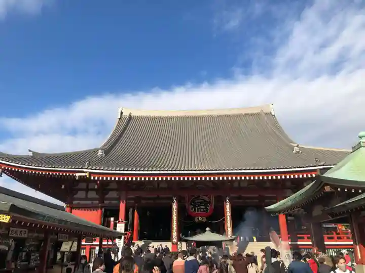 浅草寺の本殿・本堂