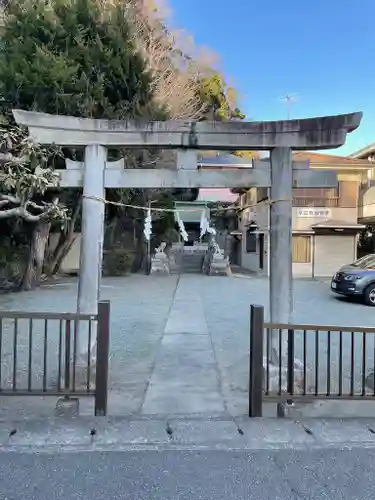 諏訪神社の鳥居