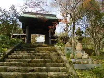 新善光寺の山門・神門