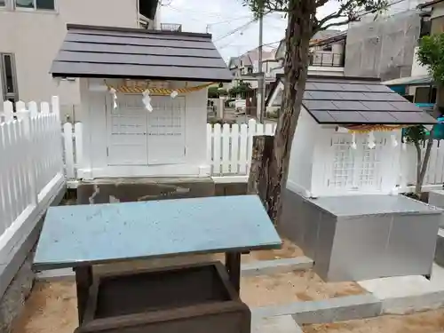 垂水御霊神社の末社・摂社
