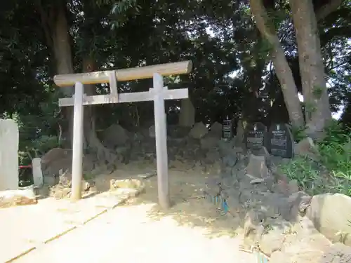 金山神社の鳥居