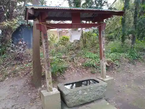 稲荷神社の手水舎