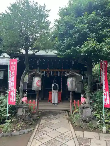 花園稲荷神社の本殿