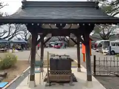 尾曳稲荷神社の手水