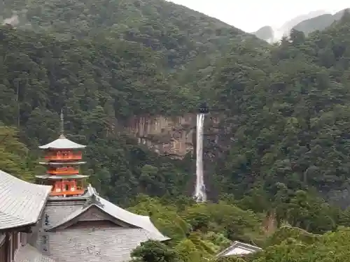 熊野那智大社(和歌山県)