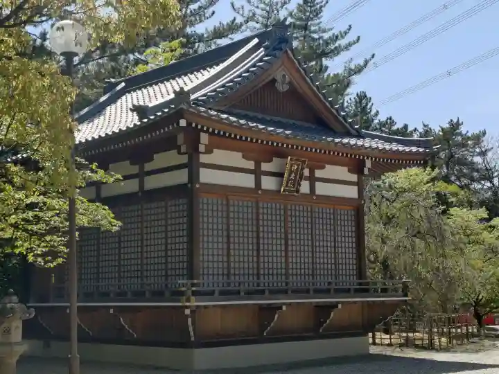 市原稲荷神社の{uncategorized: "未分類", other: "その他", undefined: "問題あり", building: "その他建物", grave: "お墓", sacred_gate: "鳥居", guardian: "狛犬", statue: "像", buddha: "仏像", history: "歴史", nature: "自然", garden: "庭園", animal: "動物", pagoda: "塔", temizu: "手水舎", mountain_gate: "山門・神門", sanctuary: "本殿・本堂", subordinate: "末社・摂社", art: "芸術", scenery: "景色", jizo: "地蔵", ema: "絵馬", goshuin: "御朱印", omikuji: "おみくじ", items: "授与品その他", amulet: "お守り", goshuincho: "御朱印帳", eats: "食事", festival: "お祭り", votive_dance: "神楽", shichigosan: "七五三参", wedding: "結婚式", experience: "体験その他", initially: "初詣", around: "周辺", anti_infection: "感染症対策"}