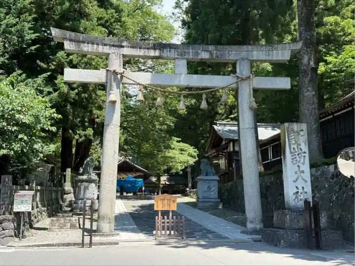 諏訪大社下社春宮(長野県)