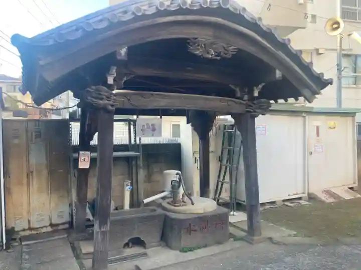 牛込柳町天祖神社の{uncategorized: "未分類", other: "その他", undefined: "問題あり", building: "その他建物", grave: "お墓", sacred_gate: "鳥居", guardian: "狛犬", statue: "像", buddha: "仏像", history: "歴史", nature: "自然", garden: "庭園", animal: "動物", pagoda: "塔", temizu: "手水舎", mountain_gate: "山門・神門", sanctuary: "本殿・本堂", subordinate: "末社・摂社", art: "芸術", scenery: "景色", jizo: "地蔵", ema: "絵馬", goshuin: "御朱印", omikuji: "おみくじ", items: "授与品その他", amulet: "お守り", goshuincho: "御朱印帳", eats: "食事", festival: "お祭り", votive_dance: "神楽", shichigosan: "七五三参", wedding: "結婚式", experience: "体験その他", initially: "初詣", around: "周辺", anti_infection: "感染症対策"}
