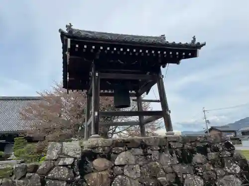 光延寺の{uncategorized: "未分類", other: "その他", undefined: "問題あり", building: "その他建物", grave: "お墓", sacred_gate: "鳥居", guardian: "狛犬", statue: "像", buddha: "仏像", history: "歴史", nature: "自然", garden: "庭園", animal: "動物", pagoda: "塔", temizu: "手水舎", mountain_gate: "山門・神門", sanctuary: "本殿・本堂", subordinate: "末社・摂社", art: "芸術", scenery: "景色", jizo: "地蔵", ema: "絵馬", goshuin: "御朱印", omikuji: "おみくじ", items: "授与品その他", amulet: "お守り", goshuincho: "御朱印帳", eats: "食事", festival: "お祭り", votive_dance: "神楽", shichigosan: "七五三参", wedding: "結婚式", experience: "体験その他", initially: "初詣", around: "周辺", anti_infection: "感染症対策"}