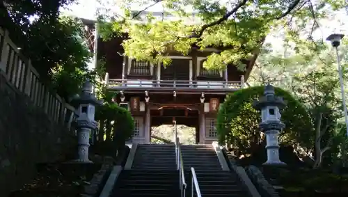 常照寺の山門・神門