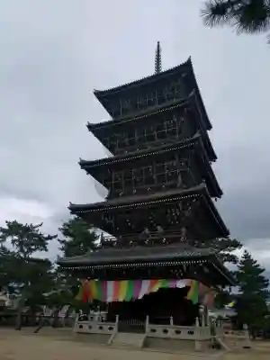 善通寺の{uncategorized: "未分類", other: "その他", undefined: "問題あり", building: "その他建物", grave: "お墓", sacred_gate: "鳥居", guardian: "狛犬", statue: "像", buddha: "仏像", history: "歴史", nature: "自然", garden: "庭園", animal: "動物", pagoda: "塔", temizu: "手水舎", mountain_gate: "山門・神門", sanctuary: "本殿・本堂", subordinate: "末社・摂社", art: "芸術", scenery: "景色", jizo: "地蔵", ema: "絵馬", goshuin: "御朱印", omikuji: "おみくじ", items: "授与品その他", amulet: "お守り", goshuincho: "御朱印帳", eats: "食事", festival: "お祭り", votive_dance: "神楽", shichigosan: "七五三参", wedding: "結婚式", experience: "体験その他", initially: "初詣", around: "周辺", anti_infection: "感染症対策"}