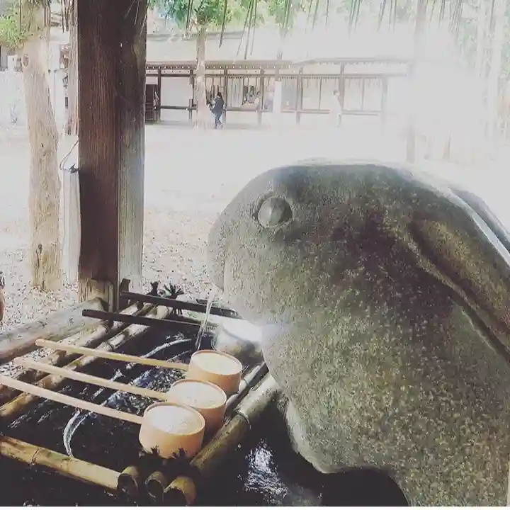 調神社の手水舎
