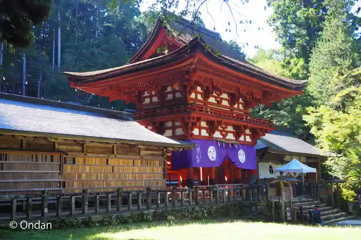 丹生都比売神社の山門・神門