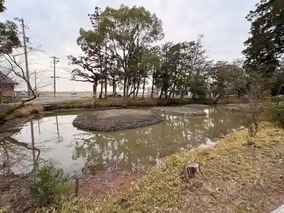 伊奈冨神社の{uncategorized: "未分類", other: "その他", undefined: "問題あり", building: "その他建物", grave: "お墓", sacred_gate: "鳥居", guardian: "狛犬", statue: "像", buddha: "仏像", history: "歴史", nature: "自然", garden: "庭園", animal: "動物", pagoda: "塔", temizu: "手水舎", mountain_gate: "山門・神門", sanctuary: "本殿・本堂", subordinate: "末社・摂社", art: "芸術", scenery: "景色", jizo: "地蔵", ema: "絵馬", goshuin: "御朱印", omikuji: "おみくじ", items: "授与品その他", amulet: "お守り", goshuincho: "御朱印帳", eats: "食事", festival: "お祭り", votive_dance: "神楽", shichigosan: "七五三参", wedding: "結婚式", experience: "体験その他", initially: "初詣", around: "周辺", anti_infection: "感染症対策"}