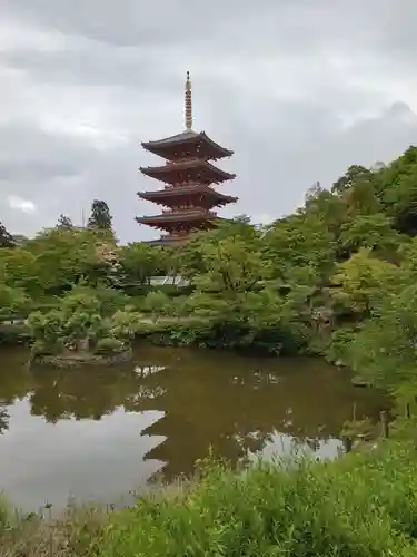 成相寺の塔