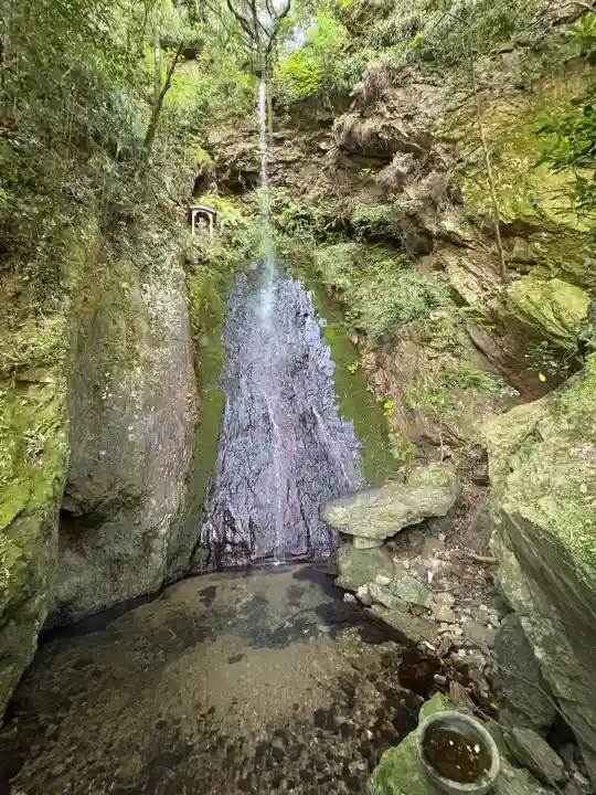 鳴滝庵(徳島県)