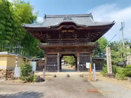 新長谷寺の山門・神門