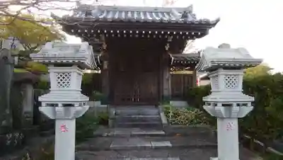 専称寺の山門・神門