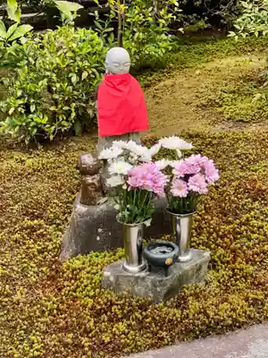 榮攝院（栄摂院）の地蔵