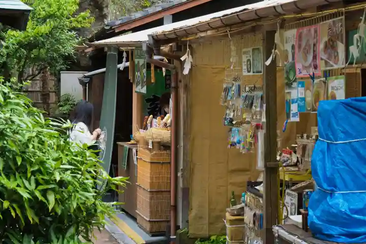 銭洗弁財天宇賀福神社(神奈川県)