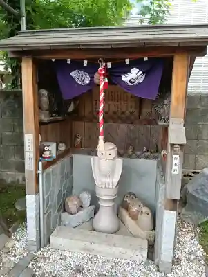 久富稲荷神社の{uncategorized: "未分類", other: "その他", undefined: "問題あり", building: "その他建物", grave: "お墓", sacred_gate: "鳥居", guardian: "狛犬", statue: "像", buddha: "仏像", history: "歴史", nature: "自然", garden: "庭園", animal: "動物", pagoda: "塔", temizu: "手水舎", mountain_gate: "山門・神門", sanctuary: "本殿・本堂", subordinate: "末社・摂社", art: "芸術", scenery: "景色", jizo: "地蔵", ema: "絵馬", goshuin: "御朱印", omikuji: "おみくじ", items: "授与品その他", amulet: "お守り", goshuincho: "御朱印帳", eats: "食事", festival: "お祭り", votive_dance: "神楽", shichigosan: "七五三参", wedding: "結婚式", experience: "体験その他", initially: "初詣", around: "周辺", anti_infection: "感染症対策"}