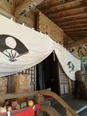 鷲子山上神社の本殿・本堂